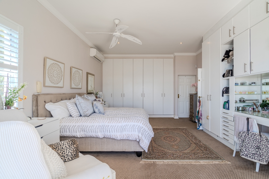 4 Bedroom Property for Sale in Simons Kloof Western Cape